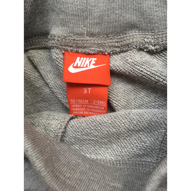 NIKE(ナイキ)の新品 NIKE 子供 ベビー 90 キッズ/ベビー/マタニティのキッズ服男の子用(90cm~)(パンツ/スパッツ)の商品写真