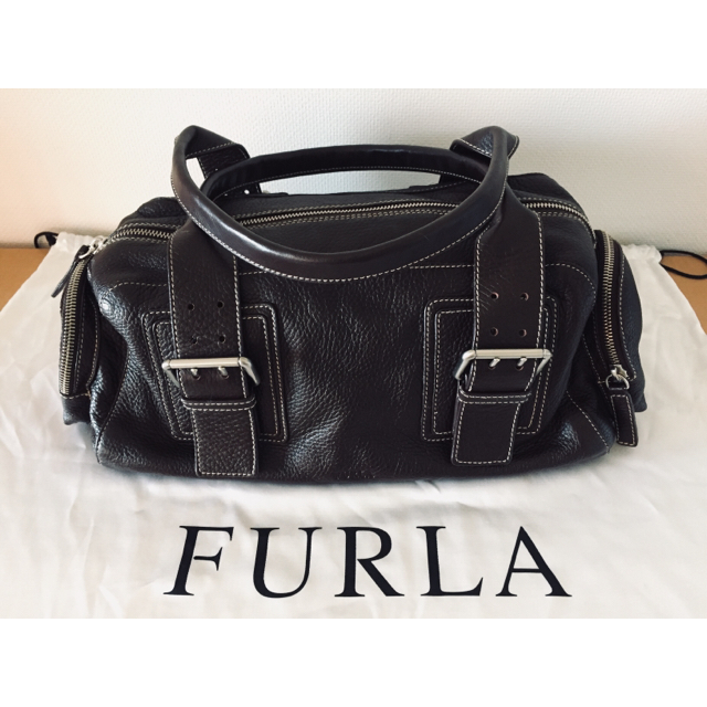 Max Mara(マックスマーラ)の【あいりんさま専用】Max Mara & FURLA バッグ2点 レディースのバッグ(ショルダーバッグ)の商品写真