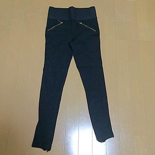 ザラ(ZARA)のZARA 秋冬 定番厚手レギンス zip(レギンス/スパッツ)