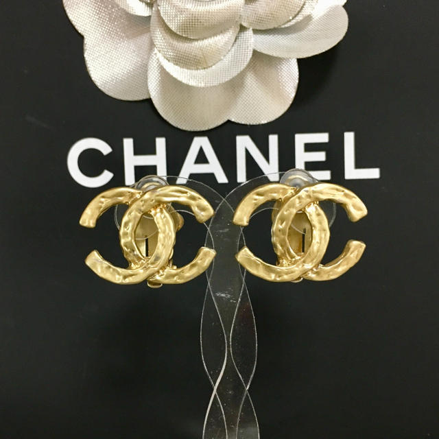 CHANEL - 正規品 シャネル イヤリング ゴールド ココマーク 金 デカ ロゴ ヴィンテージの通販 by ☆ハーベスト☆｜シャネルならラクマ