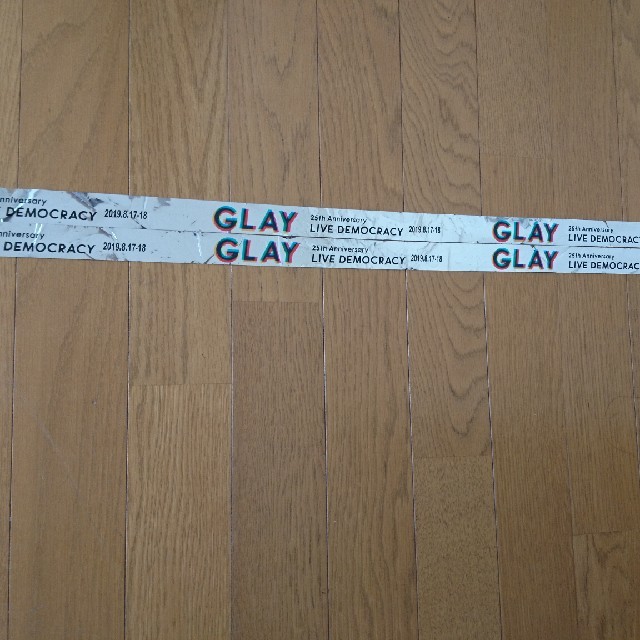 GLAY メットライフドーム democracy 8月18日 銀テープの通販 by ...