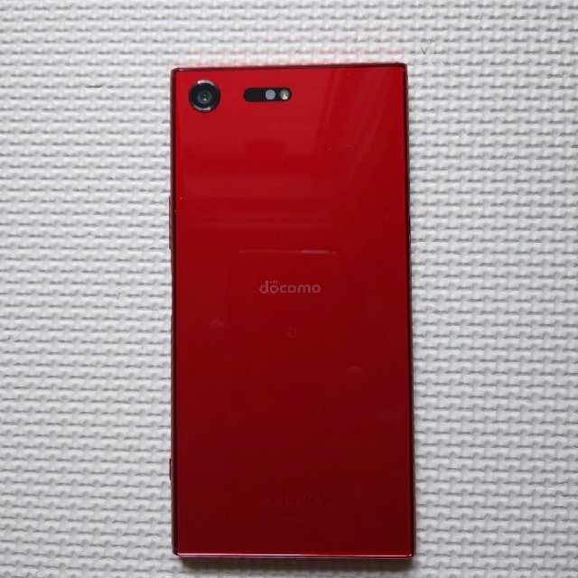 DOCOMO  Xperia XZ premium Rossoスマホ/家電/カメラ