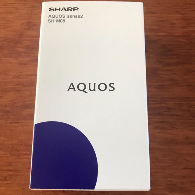 新品シャープ AQUOS sense2 SH-M08 シルバーSIMフリースマホ