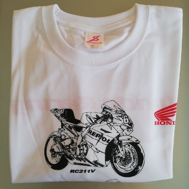 ホンダ(ホンダ)の■HONDA　RC 211V・212・213Tシャツ（プチおまけ付)新品 自動車/バイクのバイク(その他)の商品写真