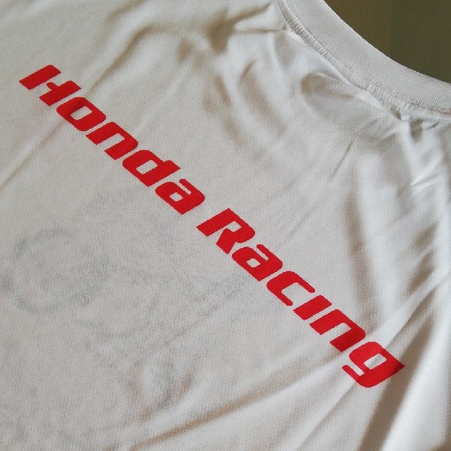 ホンダ(ホンダ)の■HONDA　RC 211V・212・213Tシャツ（プチおまけ付)新品 自動車/バイクのバイク(その他)の商品写真