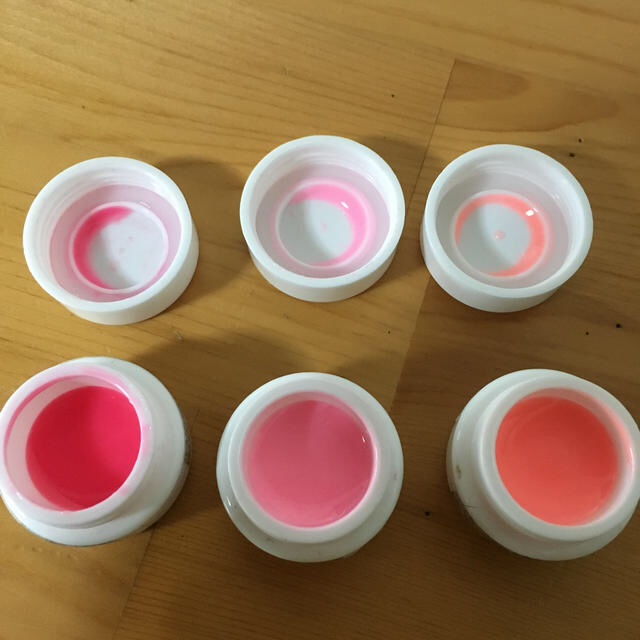 プチプラカラージェル ピンク系3色 コスメ/美容のネイル(カラージェル)の商品写真