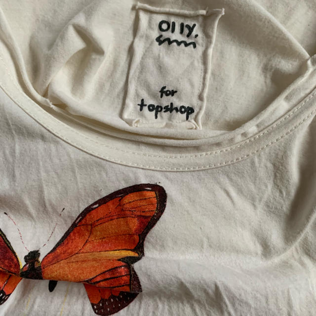 TOPSHOP(トップショップ)のTop Shop butterfly T-shirt レディースのトップス(Tシャツ(半袖/袖なし))の商品写真