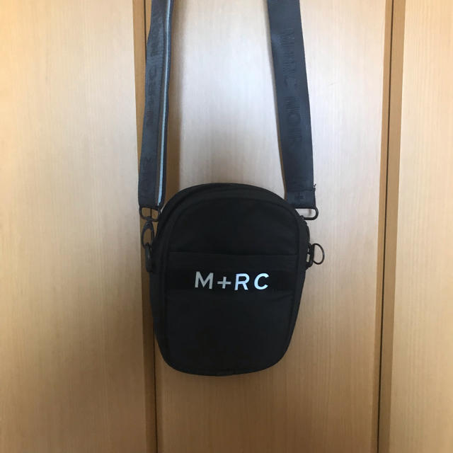 マルシェノア M +RC ショルダーバック メンズのバッグ(ショルダーバッグ)の商品写真