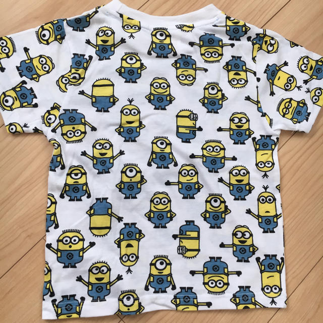 ミニオン(ミニオン)のTシャツ キッズ 120 キッズ/ベビー/マタニティのキッズ服男の子用(90cm~)(Tシャツ/カットソー)の商品写真