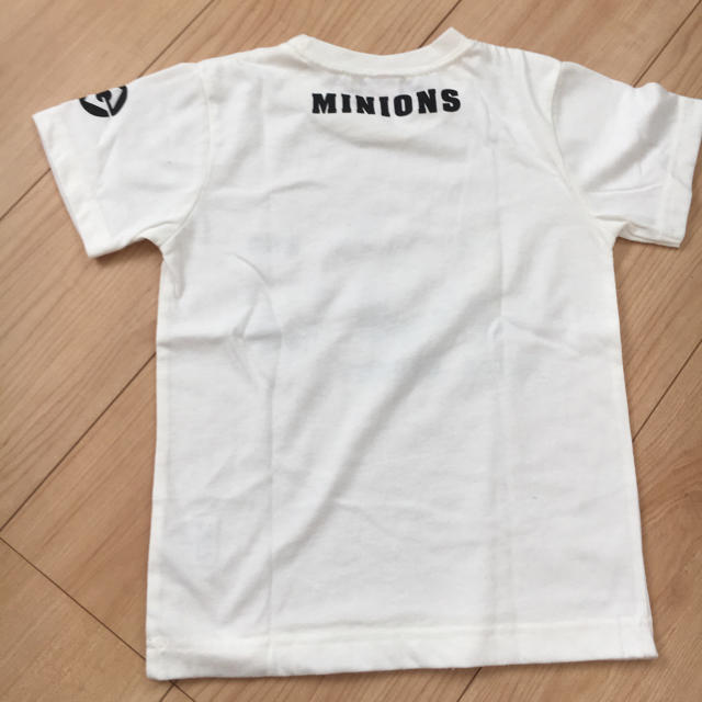 ミニオン(ミニオン)のTシャツ キッズ 120 キッズ/ベビー/マタニティのキッズ服男の子用(90cm~)(Tシャツ/カットソー)の商品写真