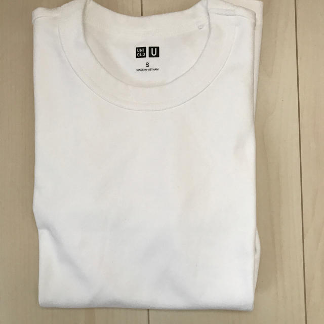 UNIQLO(ユニクロ)のユニクロ 半袖白Tシャツ S ［未使用］ レディースのトップス(Tシャツ(半袖/袖なし))の商品写真