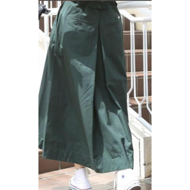 Dickies(ディッキーズ)の未使用☆ 別注カラー☆ Dickies(ディッキーズ)フレアロングスカート レディースのスカート(ロングスカート)の商品写真