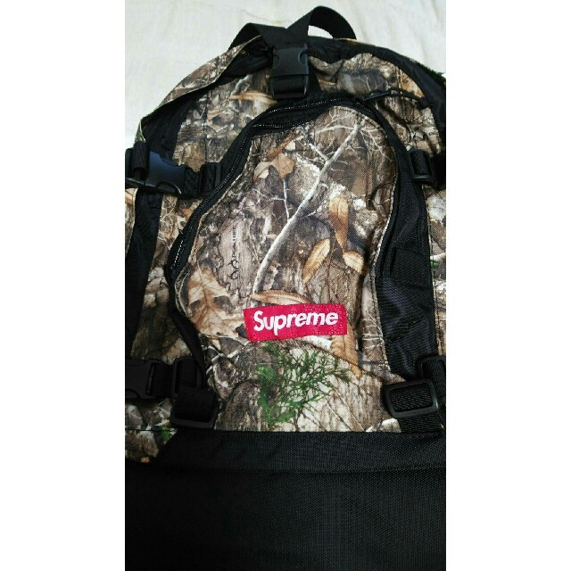 Supreme backpack  カモ 木の葉柄