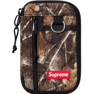 シュプリーム(Supreme)のsupreme Small Zip Pouch カモ(ポーチ)