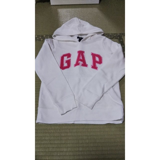 GAP(ギャップ)のGPAトレーナー キッズ/ベビー/マタニティのキッズ服女の子用(90cm~)(Tシャツ/カットソー)の商品写真