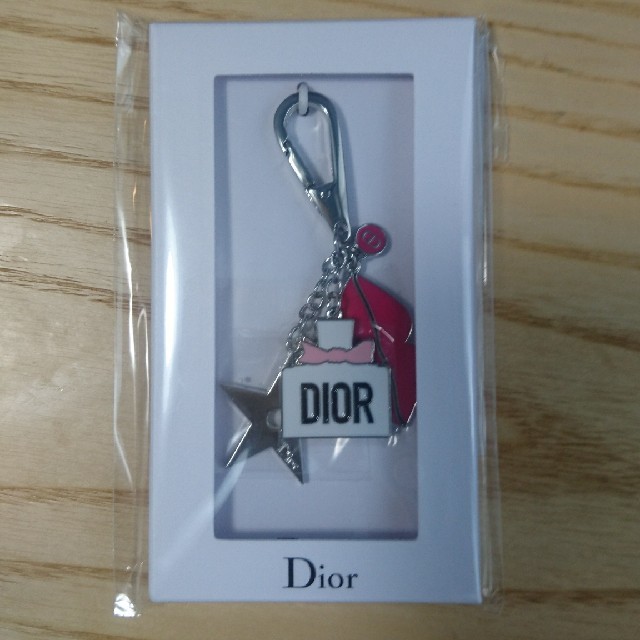 Dior(ディオール)のDiorキーチャームノベルティ レディースのファッション小物(キーホルダー)の商品写真