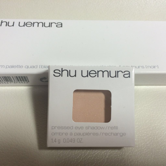 shu uemura(シュウウエムラ)のshu uemura 新品アイシャドウ コスメ/美容のベースメイク/化粧品(アイシャドウ)の商品写真