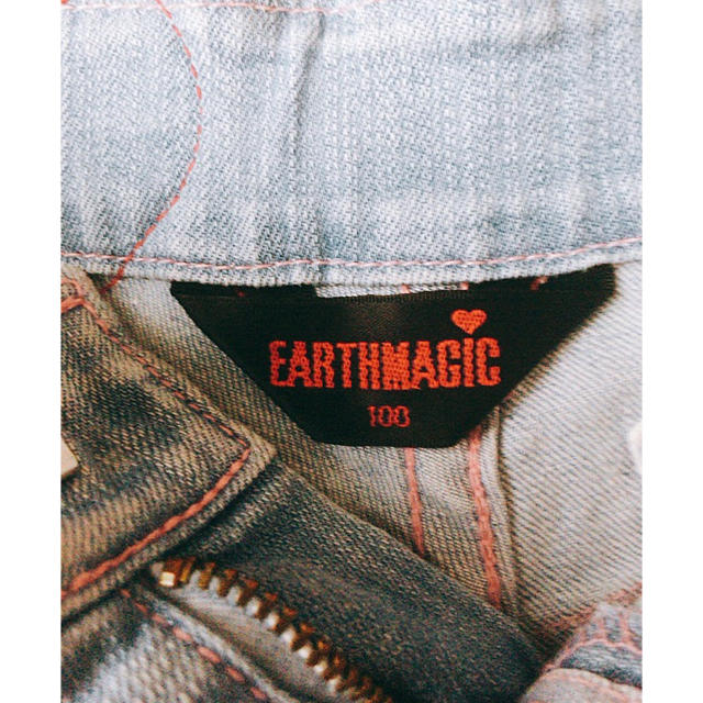 EARTHMAGIC(アースマジック)のアースマジック  デニム スカート 100 キッズ/ベビー/マタニティのキッズ服女の子用(90cm~)(スカート)の商品写真