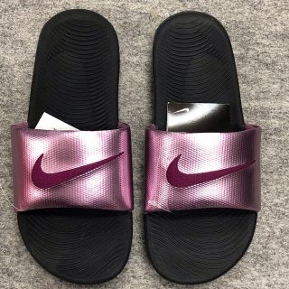 ナイキ(NIKE)のベナッシ(サンダル)