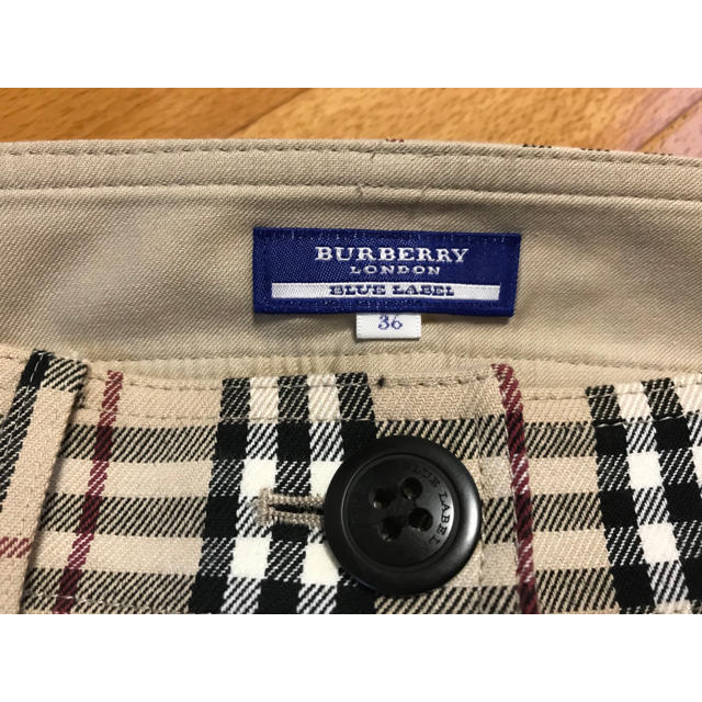 BURBERRY BLUE LABEL(バーバリーブルーレーベル)のバーバリー  スカート レディースのスカート(ミニスカート)の商品写真
