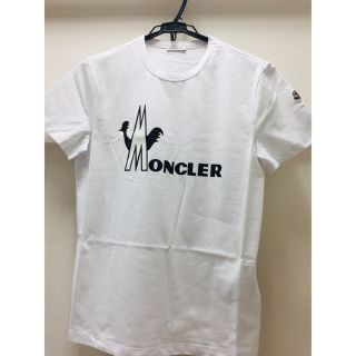 モンクレール(MONCLER)のモンクレール moncler 新作 Tシャツ 完売 新品 ホワイト バッグ(Tシャツ/カットソー(半袖/袖なし))