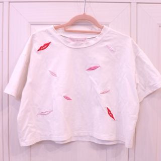 ハニーミーハニー(Honey mi Honey)のhoney mi honey リップ刺繍Ｔシャツ(Tシャツ(半袖/袖なし))