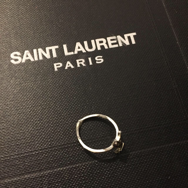 Saint Laurent(サンローラン)のysl ピンキーリング レディースのアクセサリー(リング(指輪))の商品写真