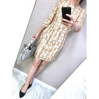 エイソス(asos)の【新品タグ付き✨】日本未発売✨エイソス✨サイズ8✨スパンコールワンピース(ひざ丈ワンピース)