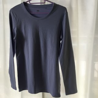 ユニクロ(UNIQLO)のユニクロ 長袖Tシャツ  薄いパープル(Tシャツ(長袖/七分))