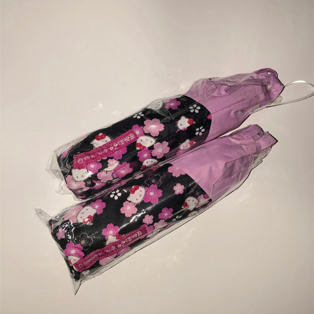 ハローキティ(ハローキティ)のハローキティ 濡れると柄が浮き出る 折り畳み傘 3本 レディースのファッション小物(傘)の商品写真
