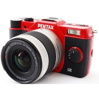 ペンタックス(PENTAX)の❤️キュート過ぎて手放せない！❤️PENTAX Q10 レッド レンズキット❤️(ミラーレス一眼)