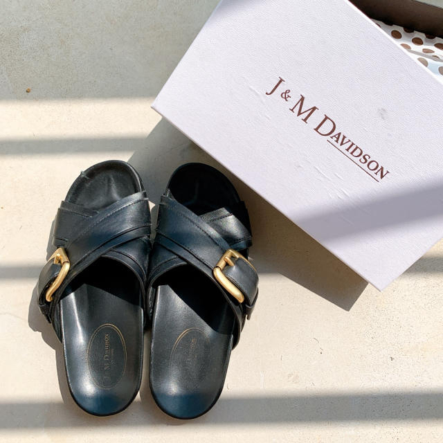 J&M DAVIDSON(ジェイアンドエムデヴィッドソン)の定価39,000★J & M Davidson サンダル 38 黒 レディースの靴/シューズ(サンダル)の商品写真