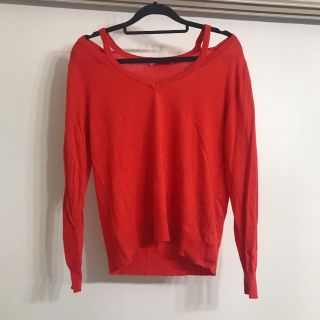 ザラ(ZARA)のZARA  赤 個性 トップス ザラ 長袖 秋服 オフショル(カットソー(長袖/七分))