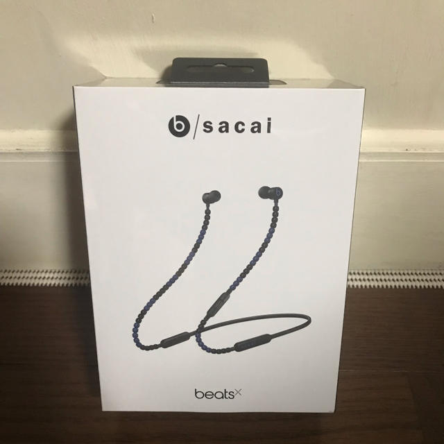 Apple(アップル)のApple sacai beatsX スマホ/家電/カメラのオーディオ機器(ヘッドフォン/イヤフォン)の商品写真