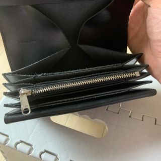 「COMME des GARCONS 落書きペイント 財布 限定」に近い商品