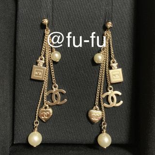 新品 CHANEL ゴールド ハート パール 香水瓶 ピアス