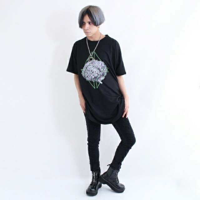 FUNKY FRUIT(ファンキーフルーツ)のDrughoney【ユニセックス】臓器＆クリスタルプリントTシャツ／脳 メンズのトップス(Tシャツ/カットソー(半袖/袖なし))の商品写真