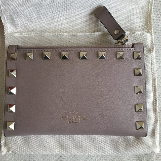 VALENTINO(ヴァレンティノ)の専用 美品 ヴァレンティノ ロックスタッズ コインパース＆カードケース  レディースのファッション小物(コインケース)の商品写真