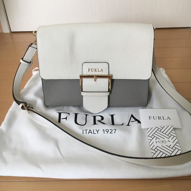 専用です！★FURLA フルラ バッグ ショルダーバッグ ホワイト×グレー★