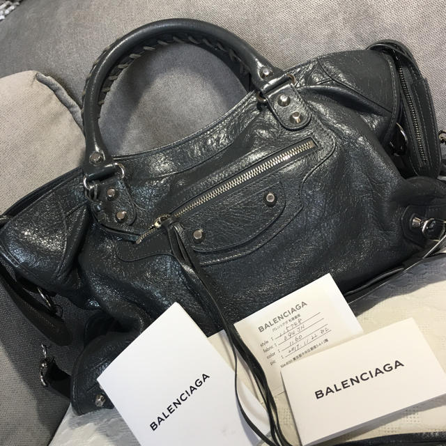 正規BALENCIAGAシティヤギ皮ダークグレー