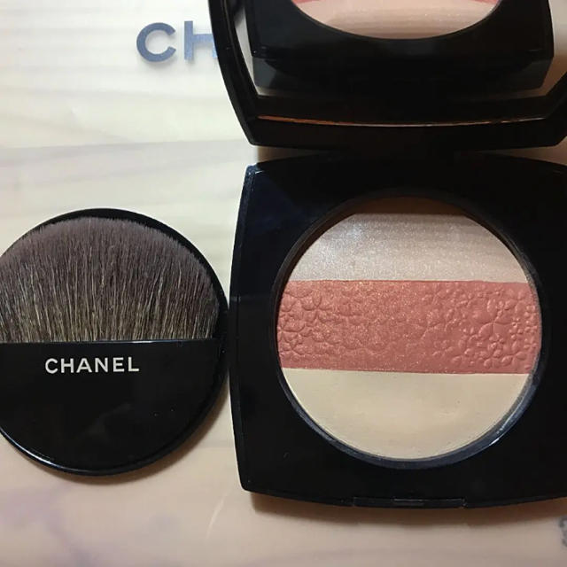 CHANEL(シャネル)の限定 CHANEL＊ルミエール ドゥ キョウト(ディオール、ボビーブラウン) コスメ/美容のベースメイク/化粧品(フェイスパウダー)の商品写真