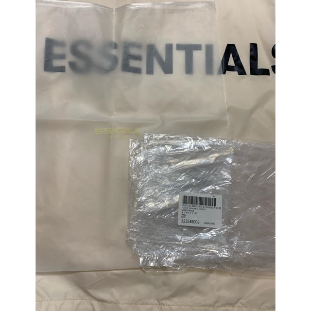 FEAR OF GOD(フィアオブゴッド)のfog essentials コーチジャケット オフホワイト Sサイズ メンズのジャケット/アウター(ナイロンジャケット)の商品写真