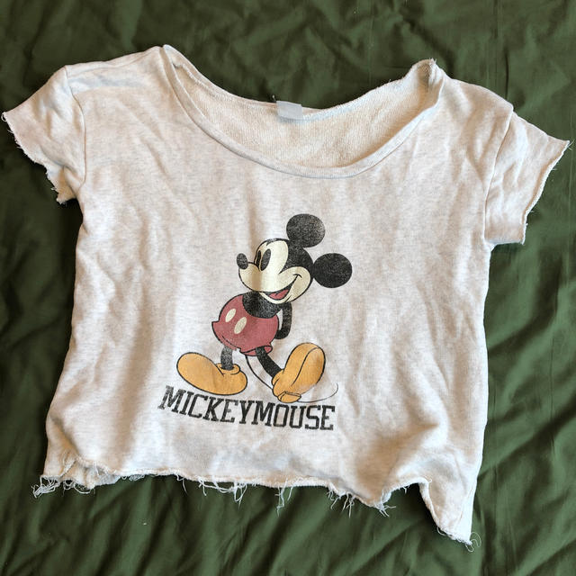 Disney(ディズニー)のTシャツ 古着 レディースのトップス(Tシャツ(半袖/袖なし))の商品写真