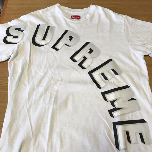 Supreme(シュプリーム)のシュプリームTシャツ メンズのトップス(Tシャツ/カットソー(半袖/袖なし))の商品写真