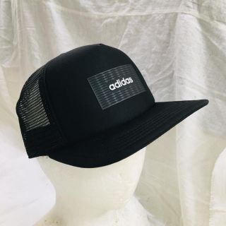 アディダス(adidas)の新品 タグ付き アディダス adidas メッシュキャップ フリーサイズ 黒(キャップ)