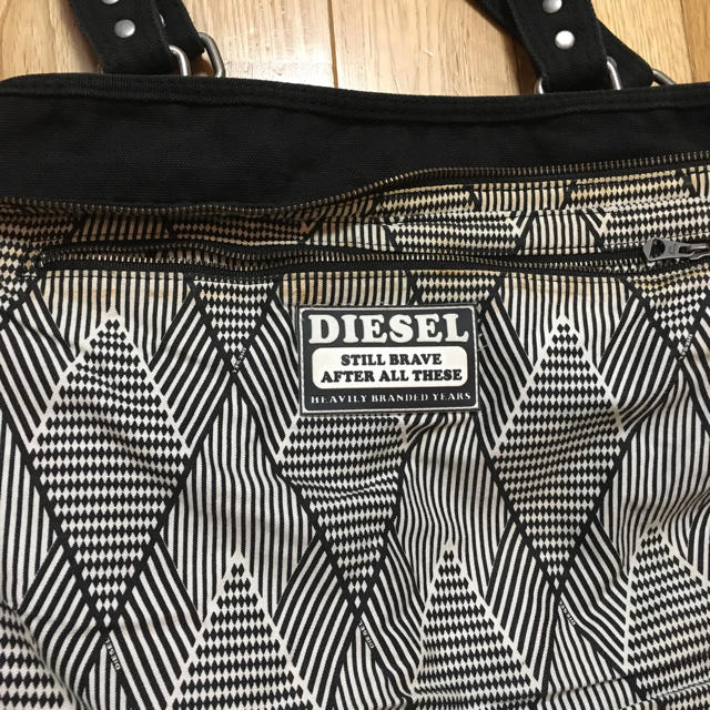 DIESEL(ディーゼル)のDIESEL バッグ トート ボストン レディースのバッグ(トートバッグ)の商品写真