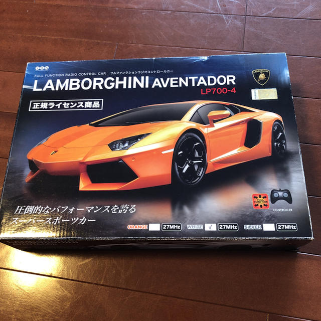 Lamborghini(ランボルギーニ)のLAMBORGHINI  ラジコン エンタメ/ホビーのおもちゃ/ぬいぐるみ(ホビーラジコン)の商品写真