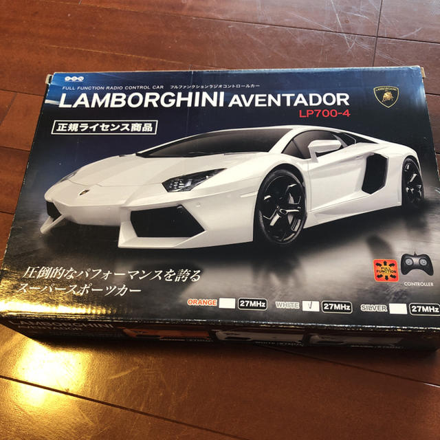 Lamborghini(ランボルギーニ)のLAMBORGHINI  ラジコン エンタメ/ホビーのおもちゃ/ぬいぐるみ(ホビーラジコン)の商品写真