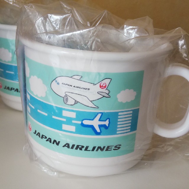 JAL(日本航空)(ジャル(ニホンコウクウ))のJAL プラコップ 二個セット 【新品未開封】 キッズ/ベビー/マタニティの授乳/お食事用品(マグカップ)の商品写真