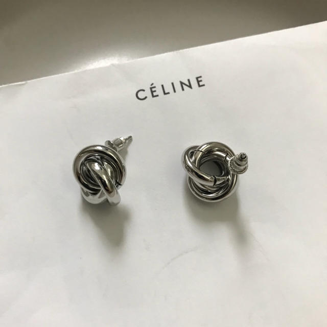 celine(セリーヌ)のシルバー入荷！インポート  ピアス  フープピアス  シルバー  三連 レディースのアクセサリー(ピアス)の商品写真